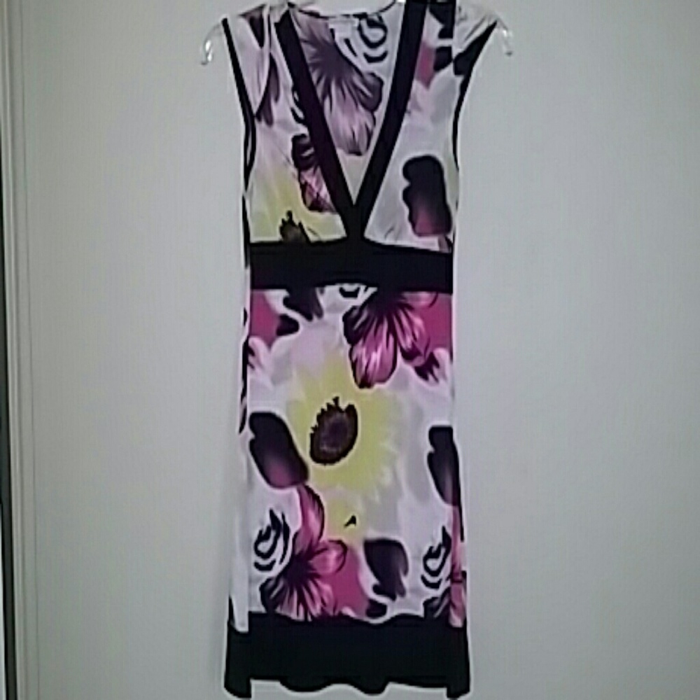 Body Central Floral Cap Sleeve Dress Medium